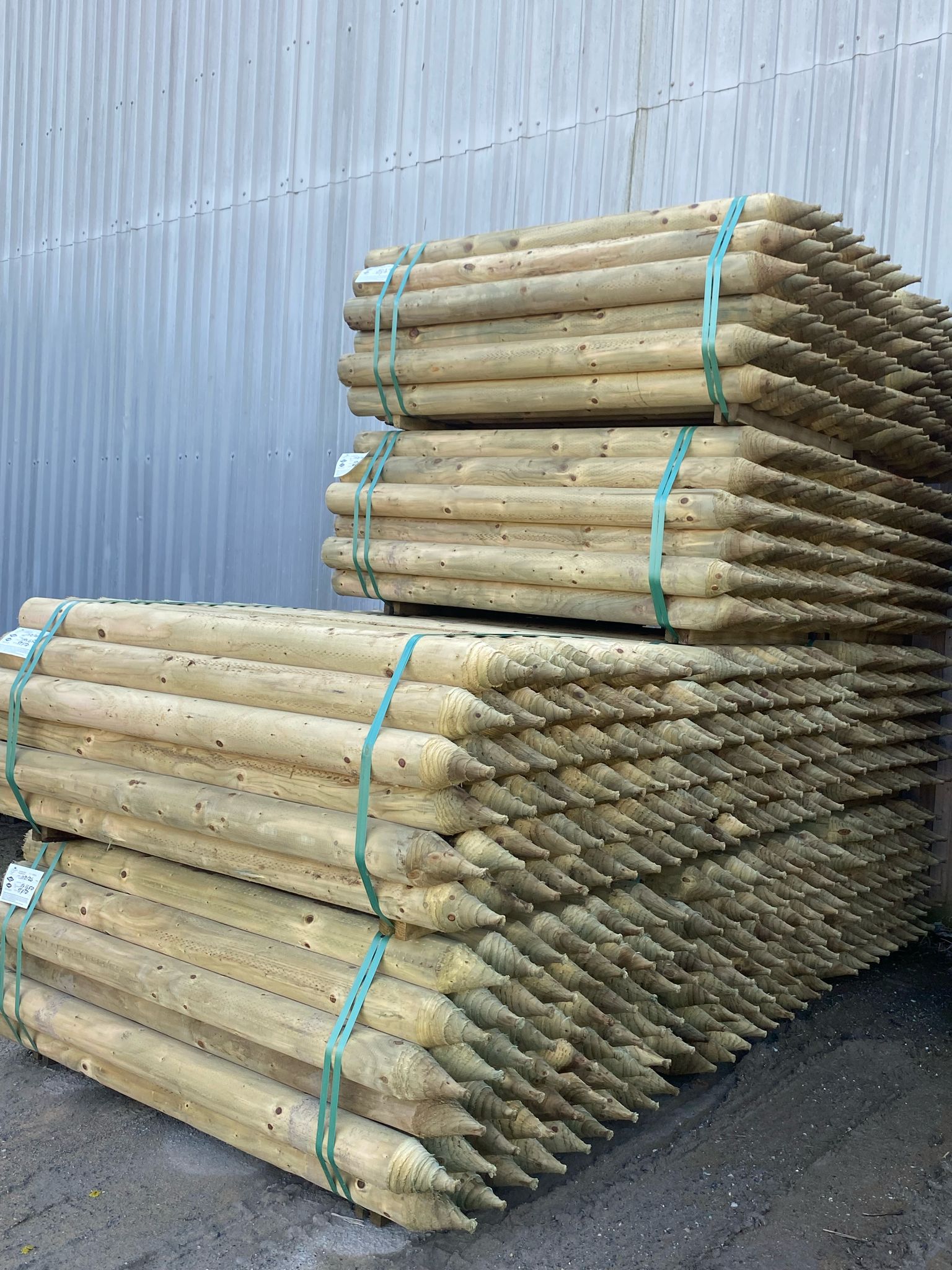 Platinum Incised Round Pointed Post - 115mm x 1.65m