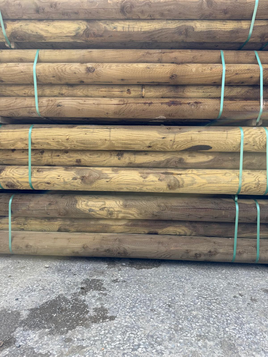 Platinum Incised Round Pointed Post - 200mm x 3.6m (Deerfence Range)